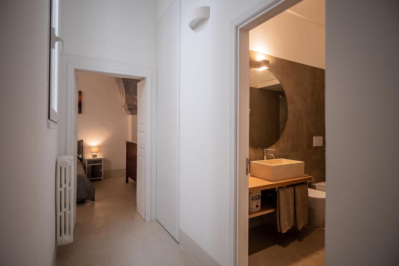 Casa Lupiae Apartment เลชเช ภายนอก รูปภาพ